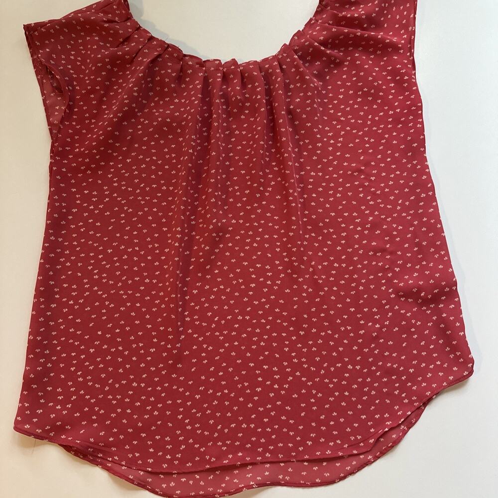 Lauren Conrad Pleated Round Neck Tie-Back Coral with Bows Sheer Top Size Medium